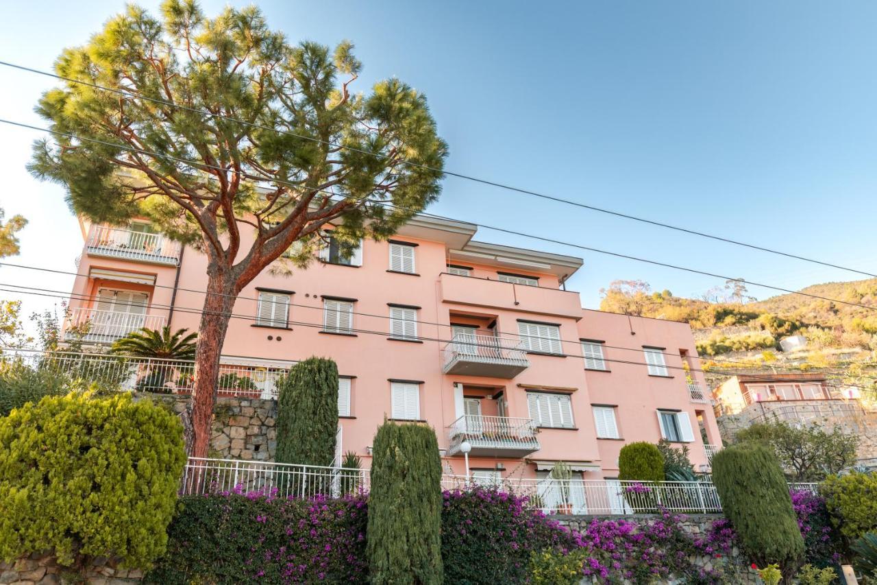 086 - Sunshine Home, 5 Minuti Dalla Spiaggia - Parcheggio Privato Gratis Incluso Ospedaletti Exterior foto